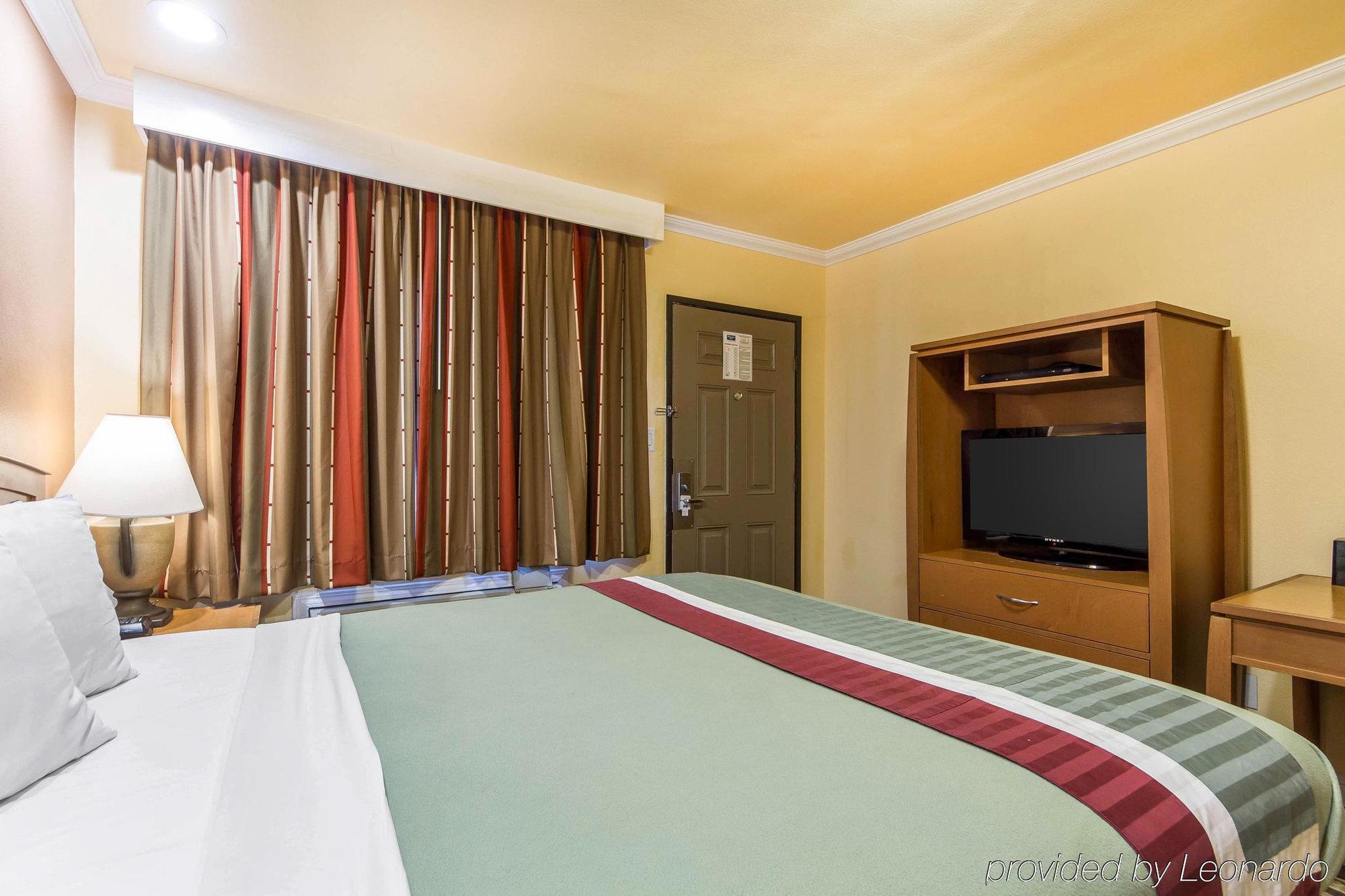 Rodeway Inn & Suites Near The Coliseum & Arena Oakland Dış mekan fotoğraf