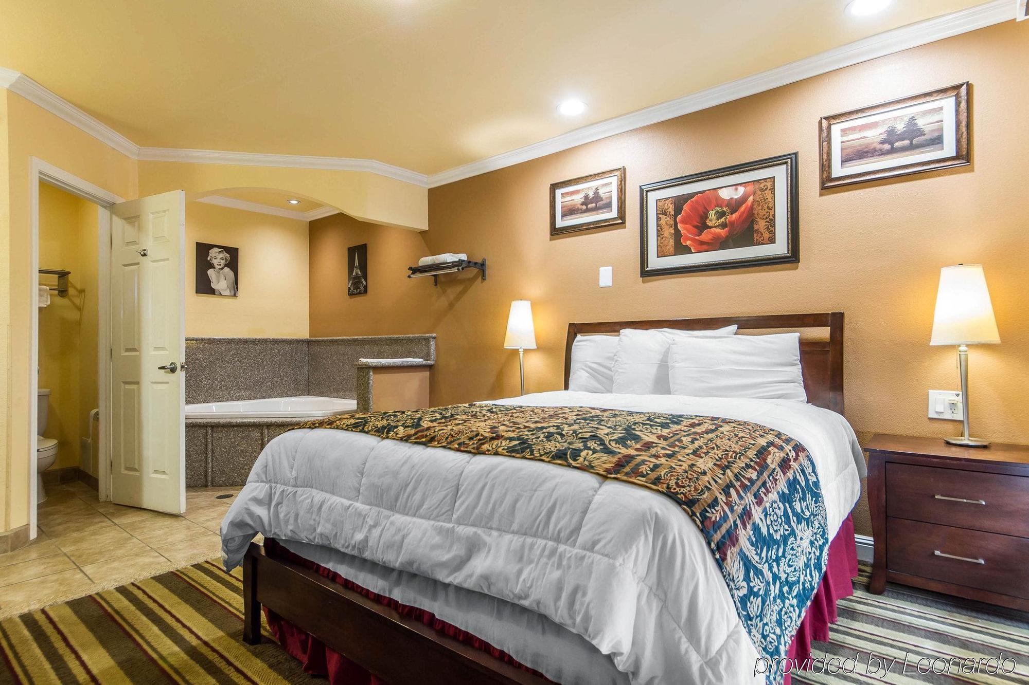 Rodeway Inn & Suites Near The Coliseum & Arena Oakland Dış mekan fotoğraf