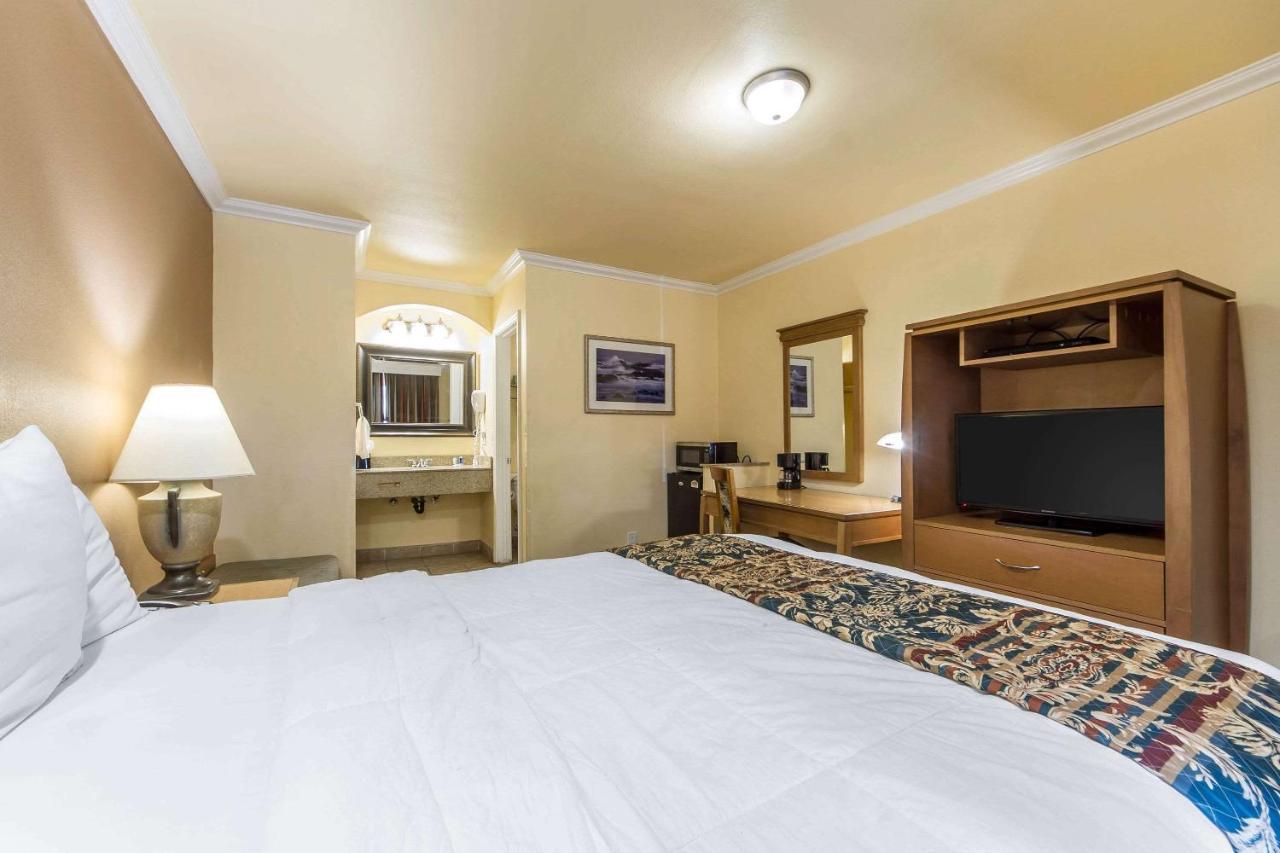 Rodeway Inn & Suites Near The Coliseum & Arena Oakland Dış mekan fotoğraf